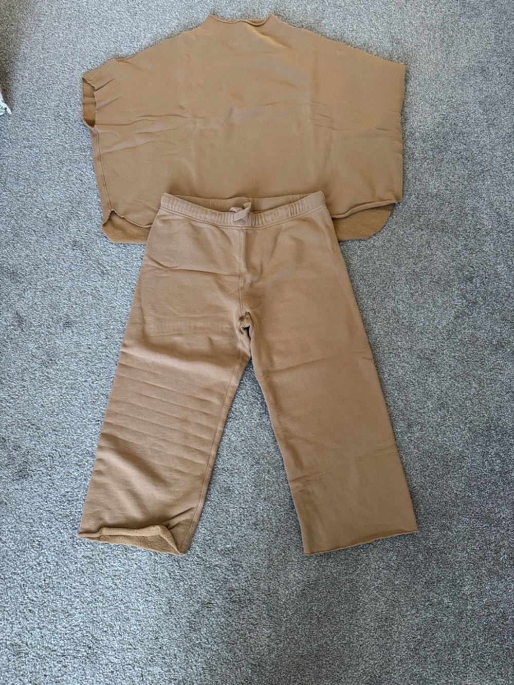 Cozy Two-Piece Knit Frank & Eileen Travel Set in Camel